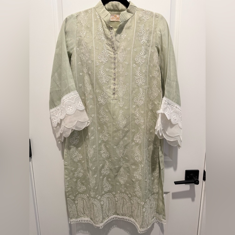Ayesha Somaya - Pakistani designer